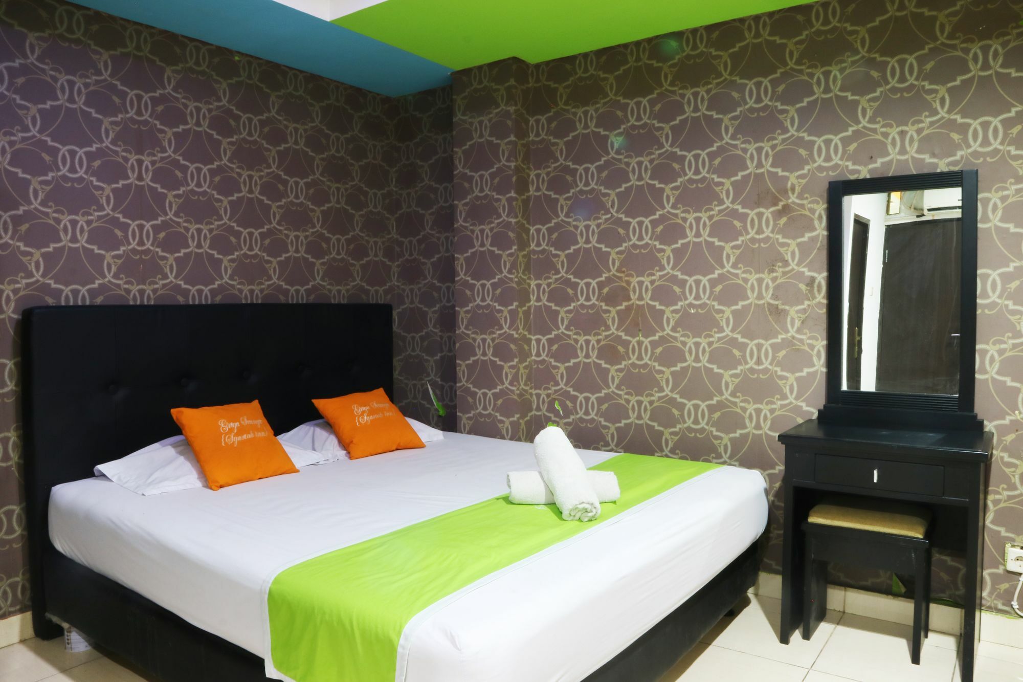 Seungit Syariah Inn Tebet Mitra Reddoorz Cakarta Dış mekan fotoğraf